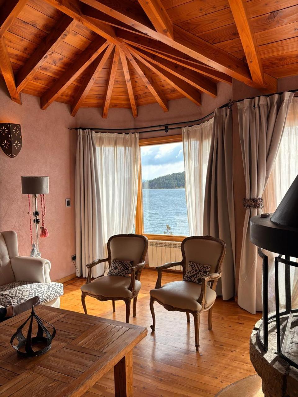 Lirolay Suites - Apart Hotel San Carlos de Bariloche Extérieur photo